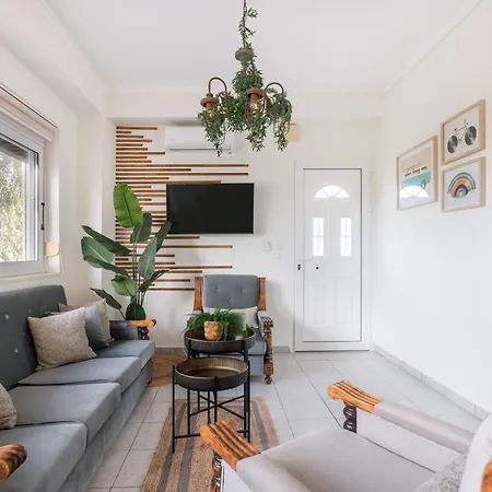 Joya's Vakantiehuis Mantzavináta